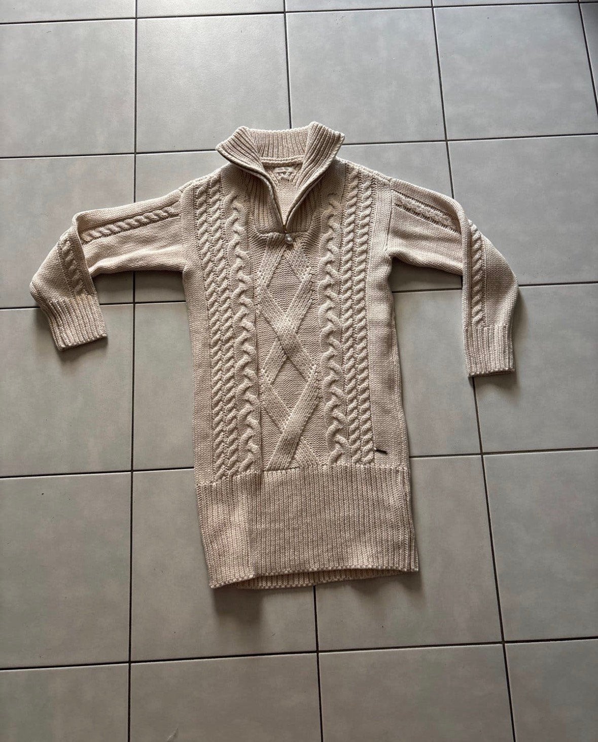 Revelation (Sting) Beige Kabeltrui Jurk Maat M - Nieuw, Verzenden, Zo goed als nieuw, Maat 38/40 (M), Beige