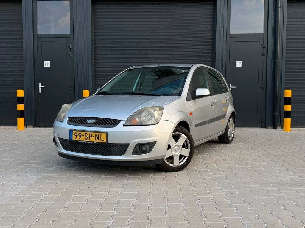 Ford Fiësta 1.4 5DR | AIRCO | ELEK. RAMEN | ELEK. SPIEGELS, Auto's, Voorwielaandrijving, Stof, 40 €/maand, 4 cilinders