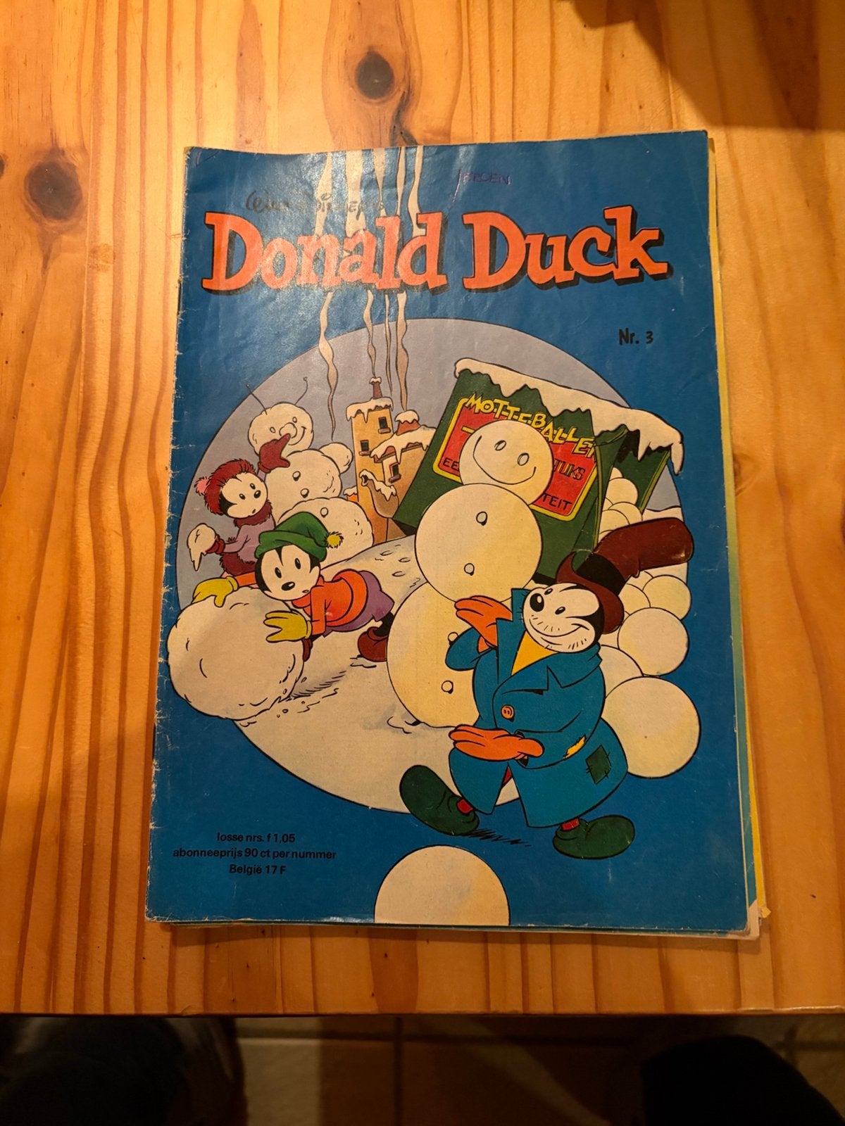Donald duck nummer 3 1977, Ophalen of Verzenden, Donald Duck, Zo goed als nieuw, Beeldje of Figuurtje