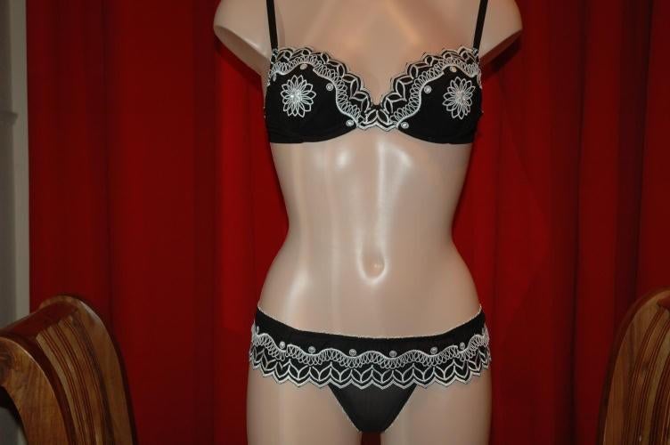 setje Ravage sirene beha maat 75D en string maat 38, Kleding | Dames, Ravage, Ophalen of Verzenden, Zwart, Setje