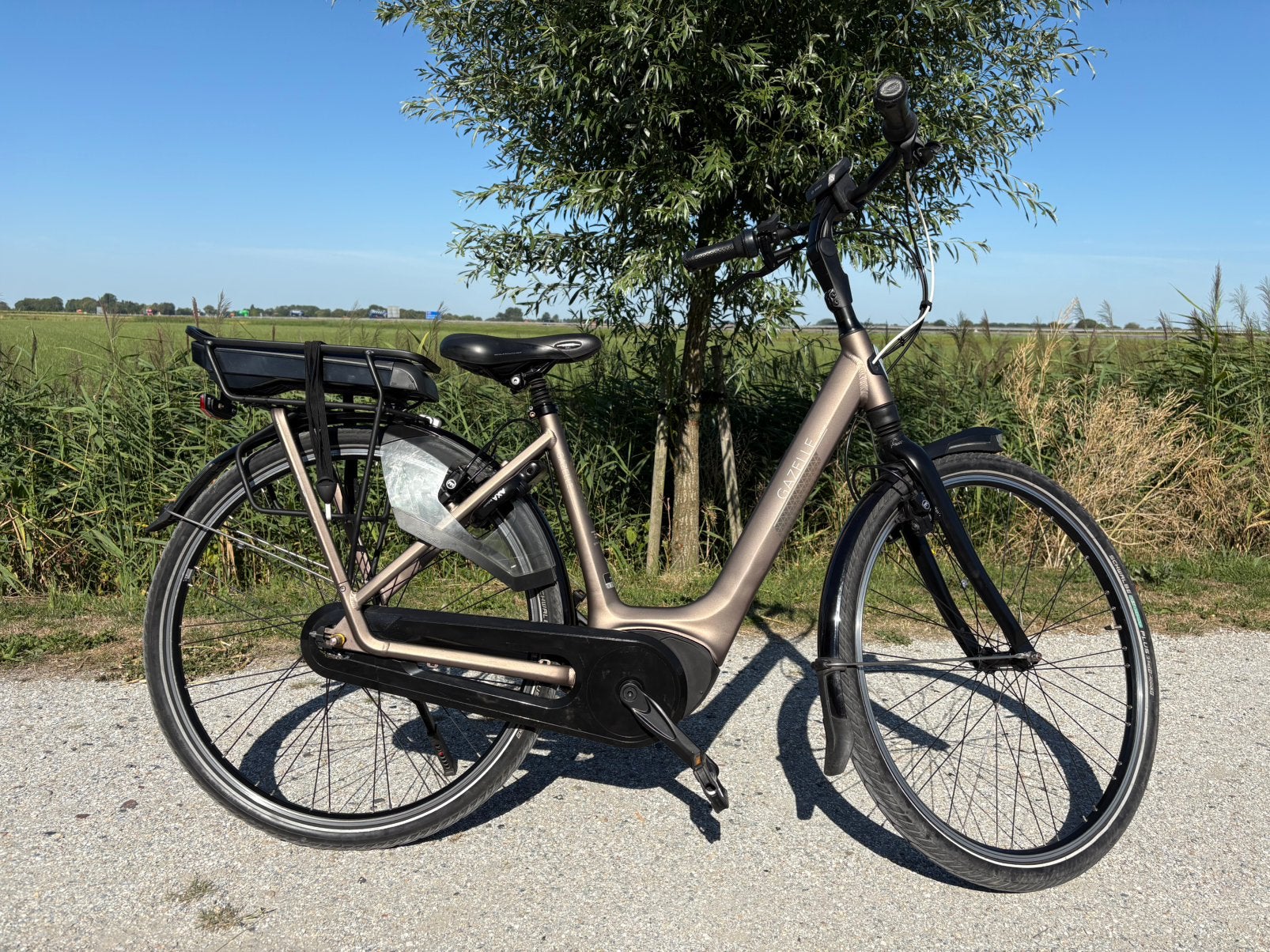 Gazelle grenoble Bosch middenmotor 400 wh 49cm, Fietsen en Brommers, Fietsen | Meisjes, Ophalen, Zo goed als nieuw, 26 inch of meer