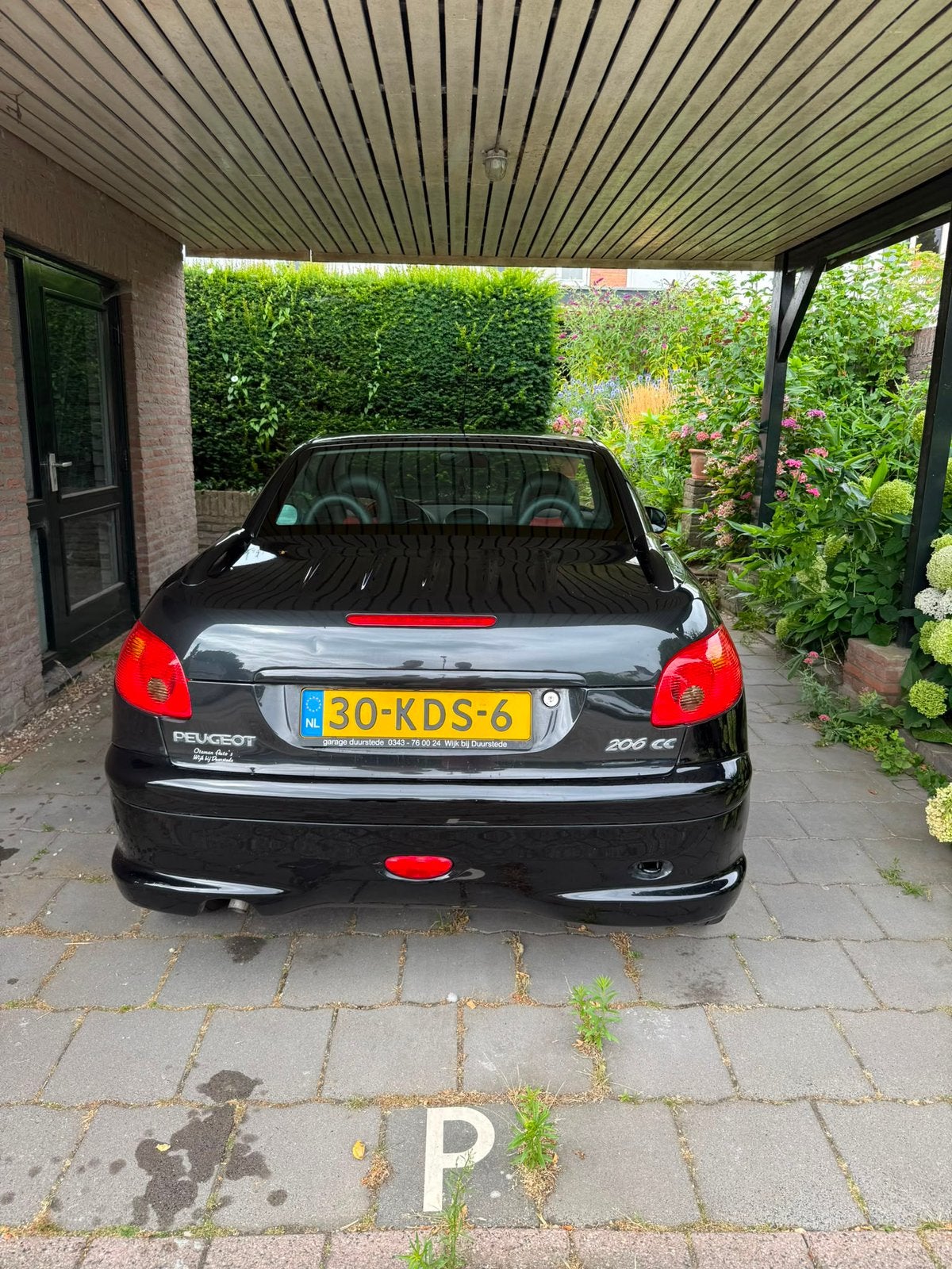 Peugeot 206 1.6 16V CC Roland Garros AUT 2004 Grijs, Auto's, Peugeot, Zwart, 4 cilinders, Cabriolet, 4 stoelen