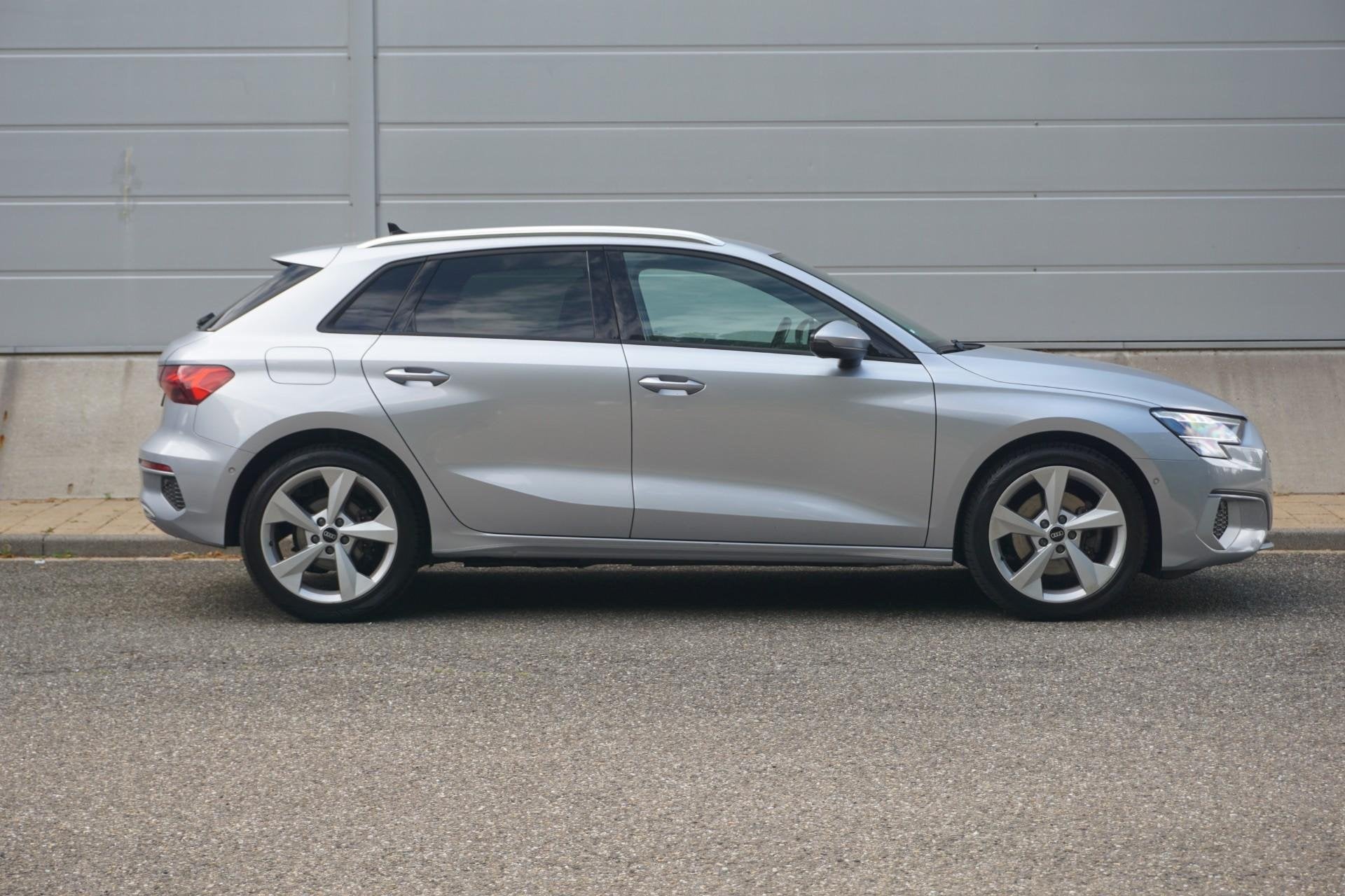 Audi A3 Sportback 40 TFSIe 204pk PHEV Advanced Edition | Tre, Auto's, Stof, Gebruikt, 4 cilinders, 1535 kg