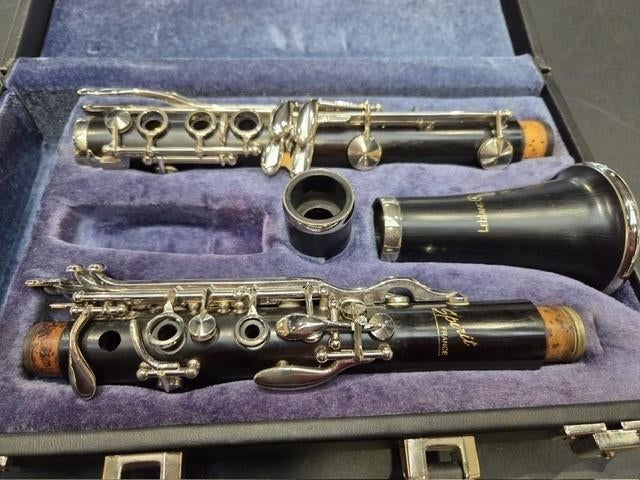 Klarinet Leblanc Spirit 17/6 Bohm Vernikkelde Mechaniek, Muziek en Instrumenten, Blaasinstrumenten | Klarinetten, Bes-klarinet