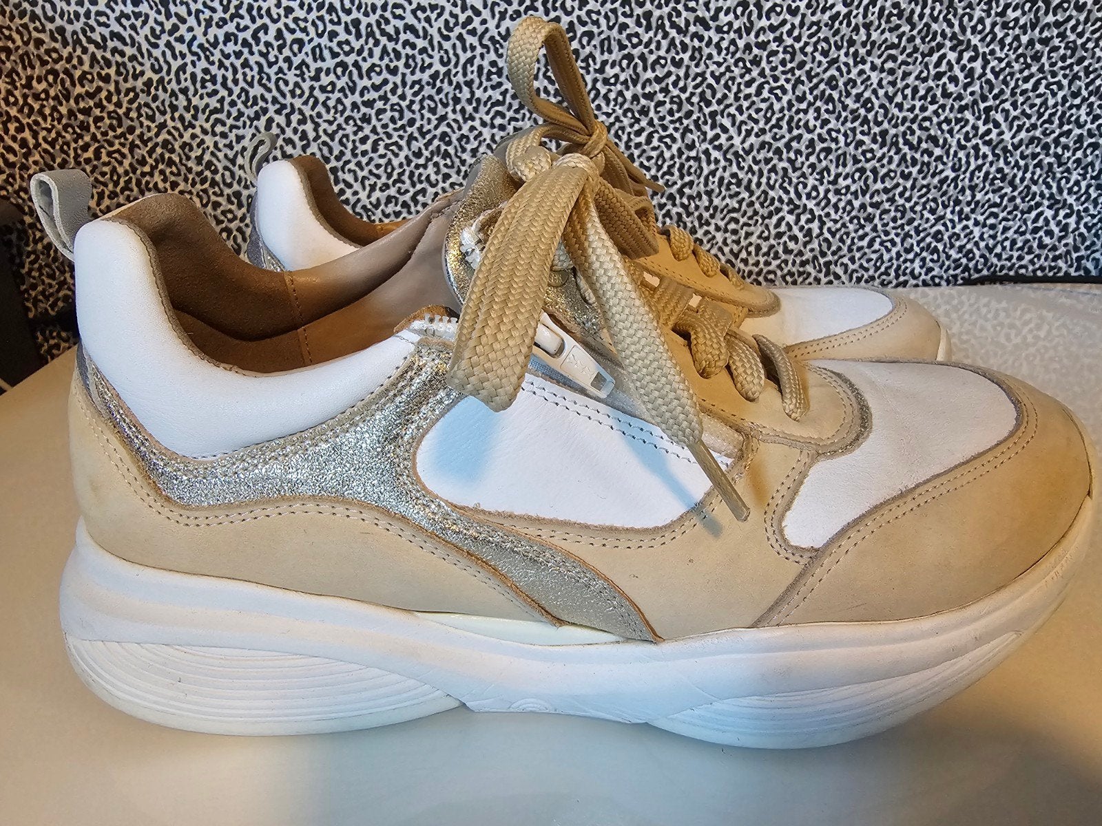 XSENSIBLE; MOOIE SNEAKERS 38 € 45,-, Ophalen of Verzenden, Zo goed als nieuw, Sneakers of Gympen