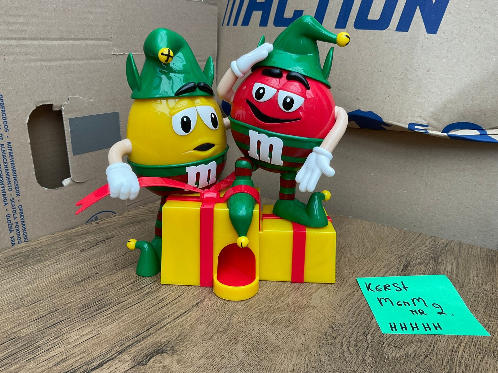 Nieuwe zgan kerst MenM of M&M snoepjes dispenser, werkt, Ophalen, Nieuw, Gebruiksvoorwerp