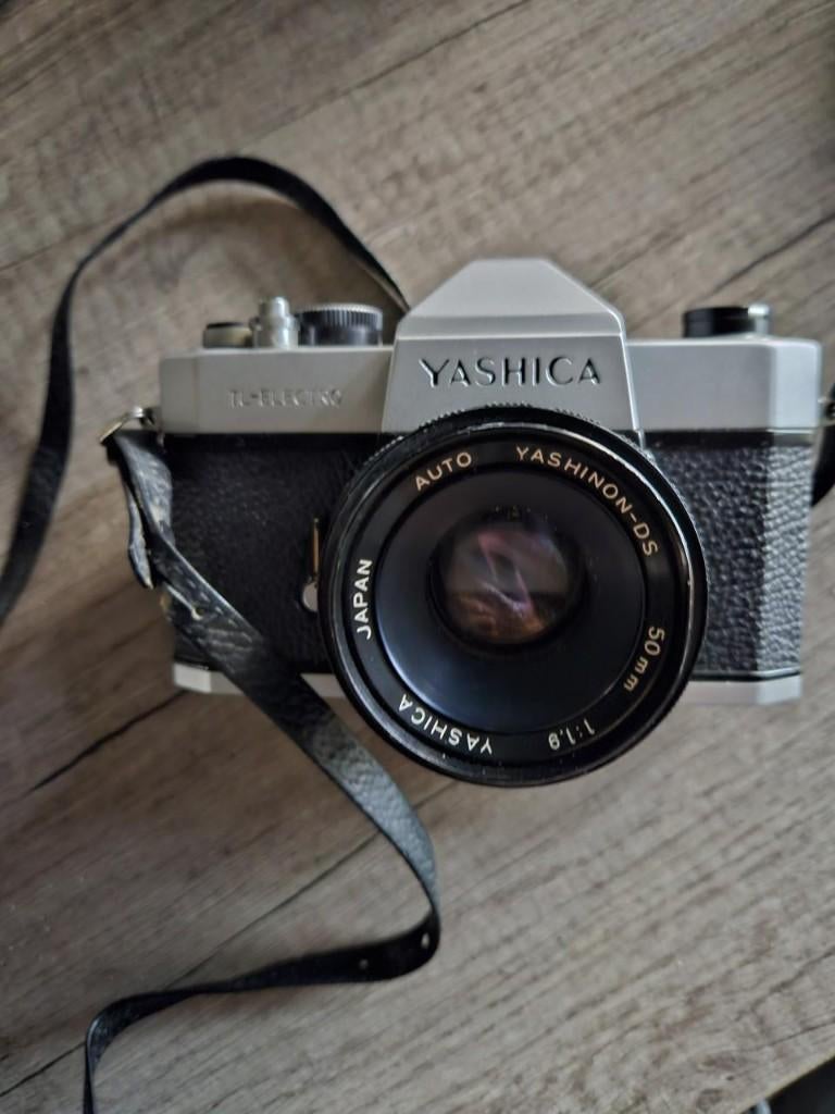 Vintage Yashica analoge spiegelreflex camera TL electro 35mm, Ophalen of Verzenden, Gebruikt, Spiegelreflex, Overige Merken
