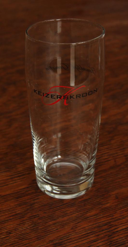 Bierglas.  Keizerskroon., Verzamelen, Ophalen of Verzenden, Gebruikt, Glas of Glazen, Overige merken