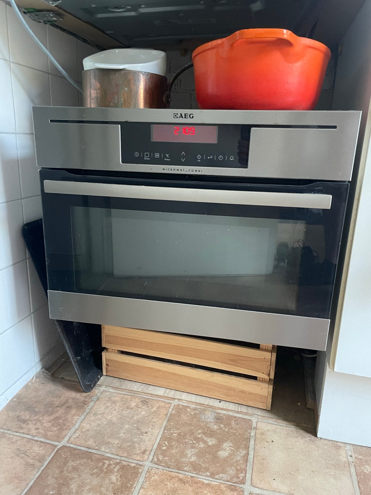 AEG Magnetronoven - Goed werkend met veel opties, Witgoed en Apparatuur, Magnetrons, Ophalen, Combimagnetron, Gebruikt, 60 cm of meer