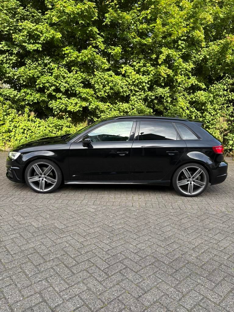 Audi A3 Quattro 2.0 TDI | 3x S-Line | Virtual Cockpit, Auto's, Audi, 1800 kg, 4 cilinders, Zwart, Leder