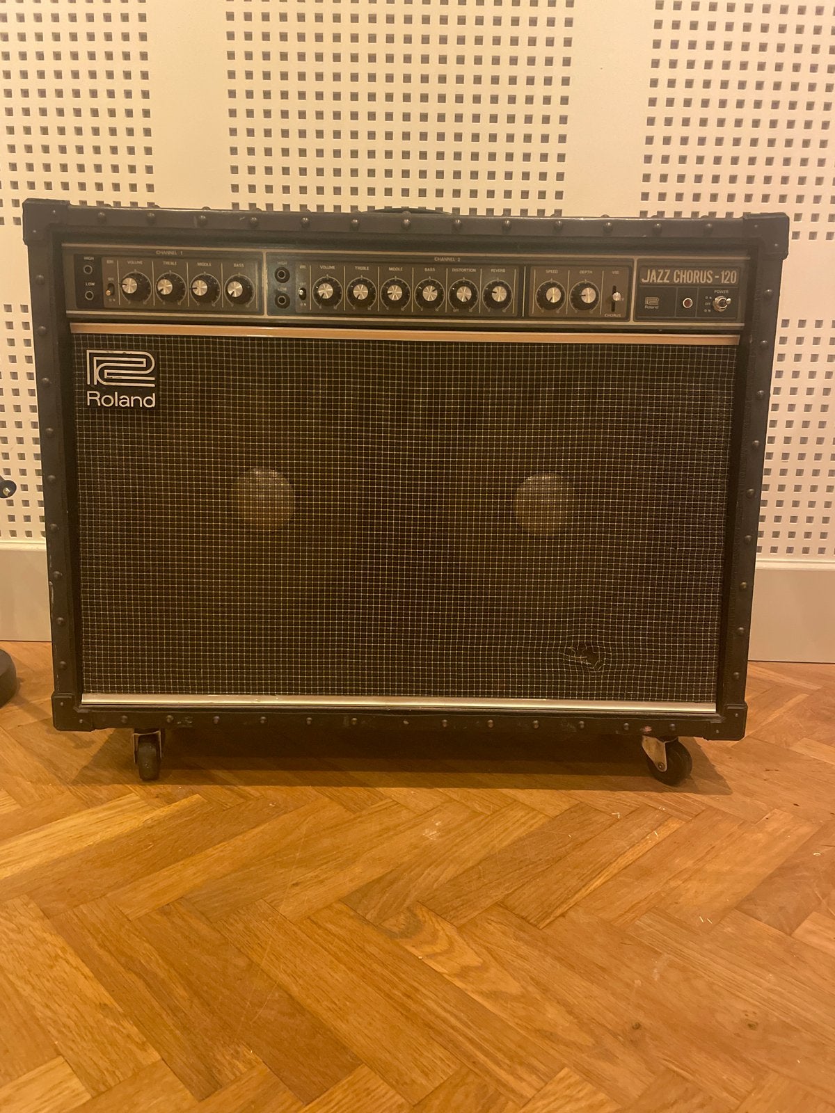 Roland Jazz Chorus-120 gitaarversterker, Ophalen, Gebruikt, Gitaar, 100 watt of meer