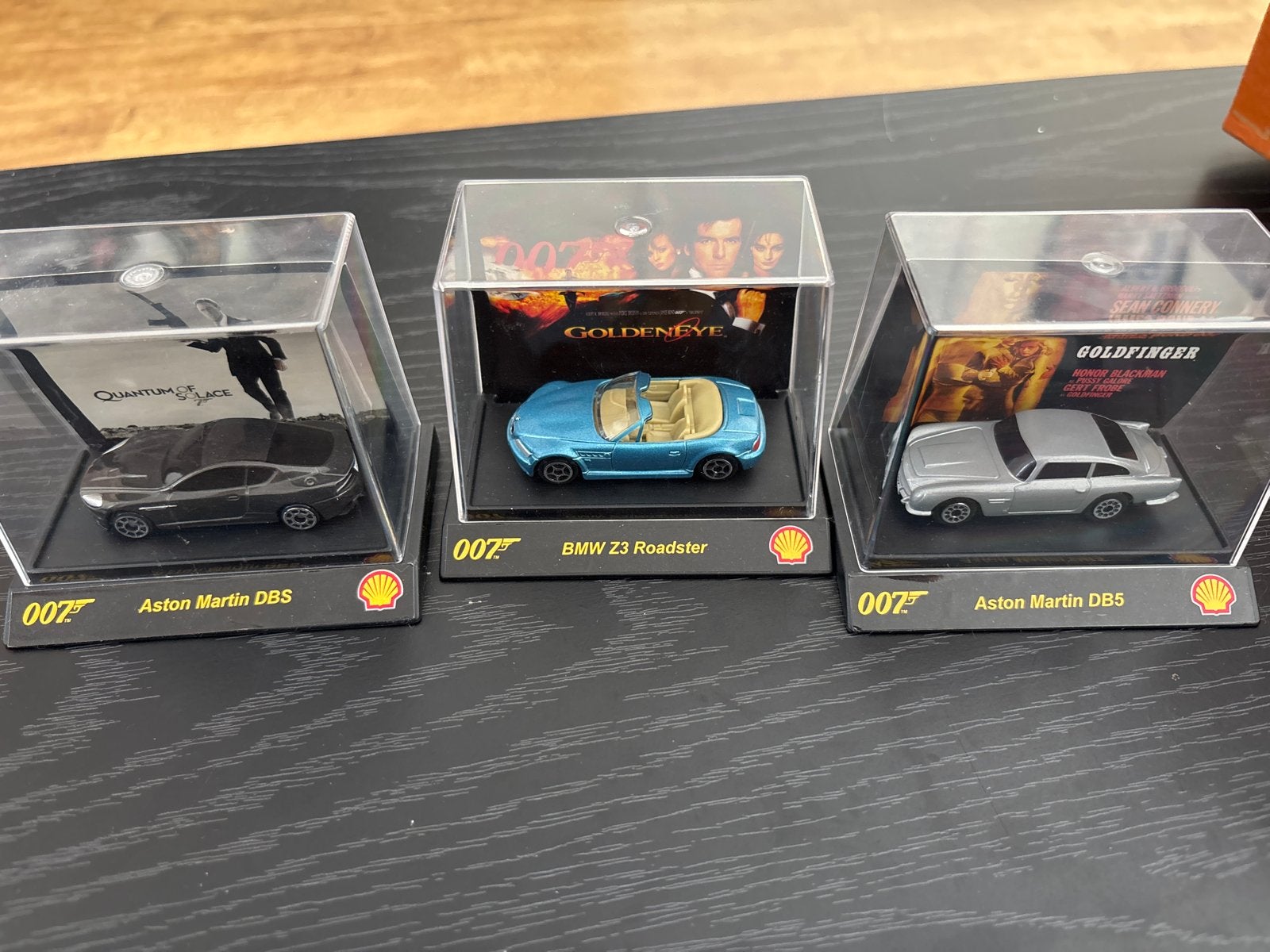 James Bond 007 Shell Collectie - 3 modelauto's, Ophalen of Verzenden, Zo goed als nieuw, Auto, Overige merken