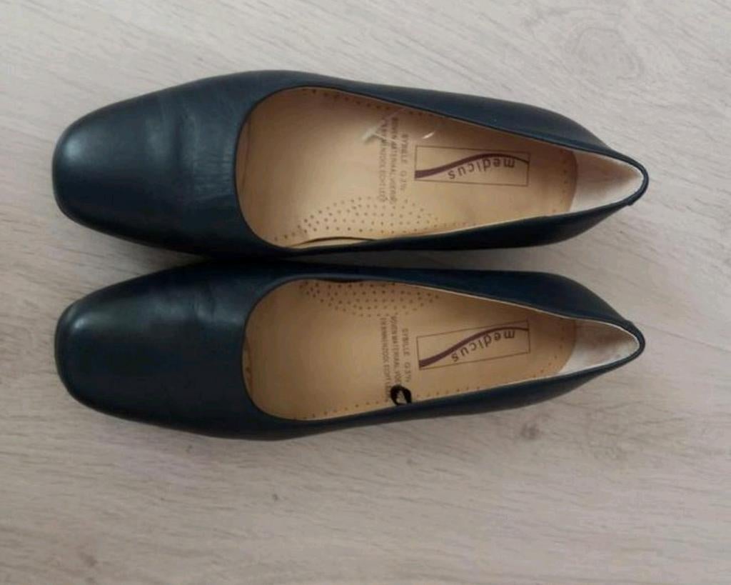 Van Haren pumps medicus, Pumps, Blauw, Ophalen of Verzenden, Zo goed als nieuw