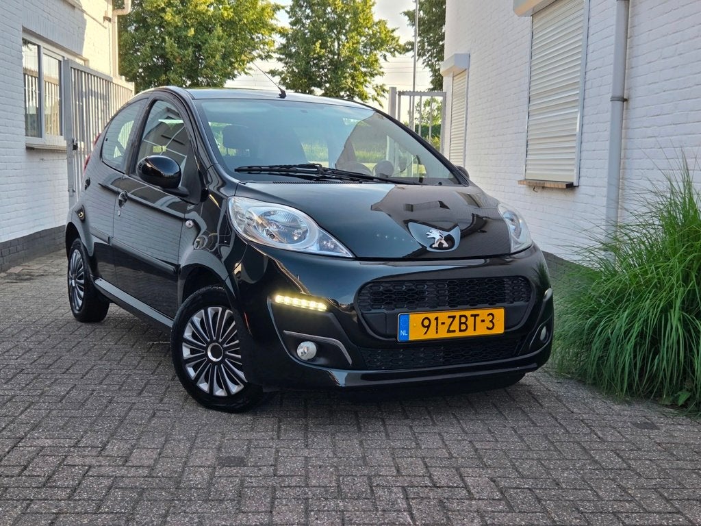 Peugeot 107 1.0 Active | 142.191 | 2012 + 5-Deurs | Airco |, Auto's, Peugeot, Voorwielaandrijving, Euro 5, Gebruikt, 4 stoelen