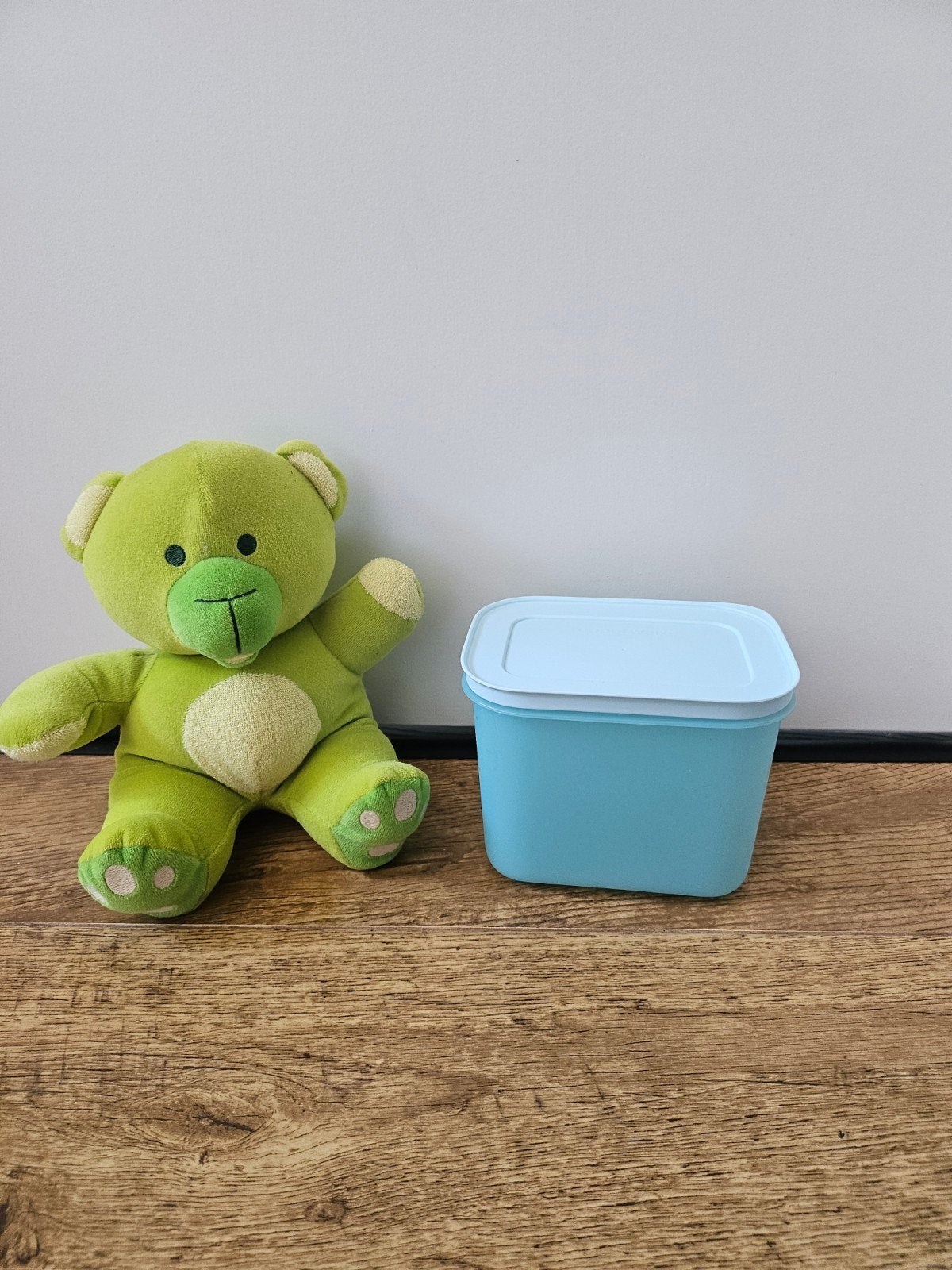Tupperware nieuwe Igloo vriesbakjes mint 1,1 liter, Blauw, Nieuw, Ophalen of Verzenden, Bak of Kom