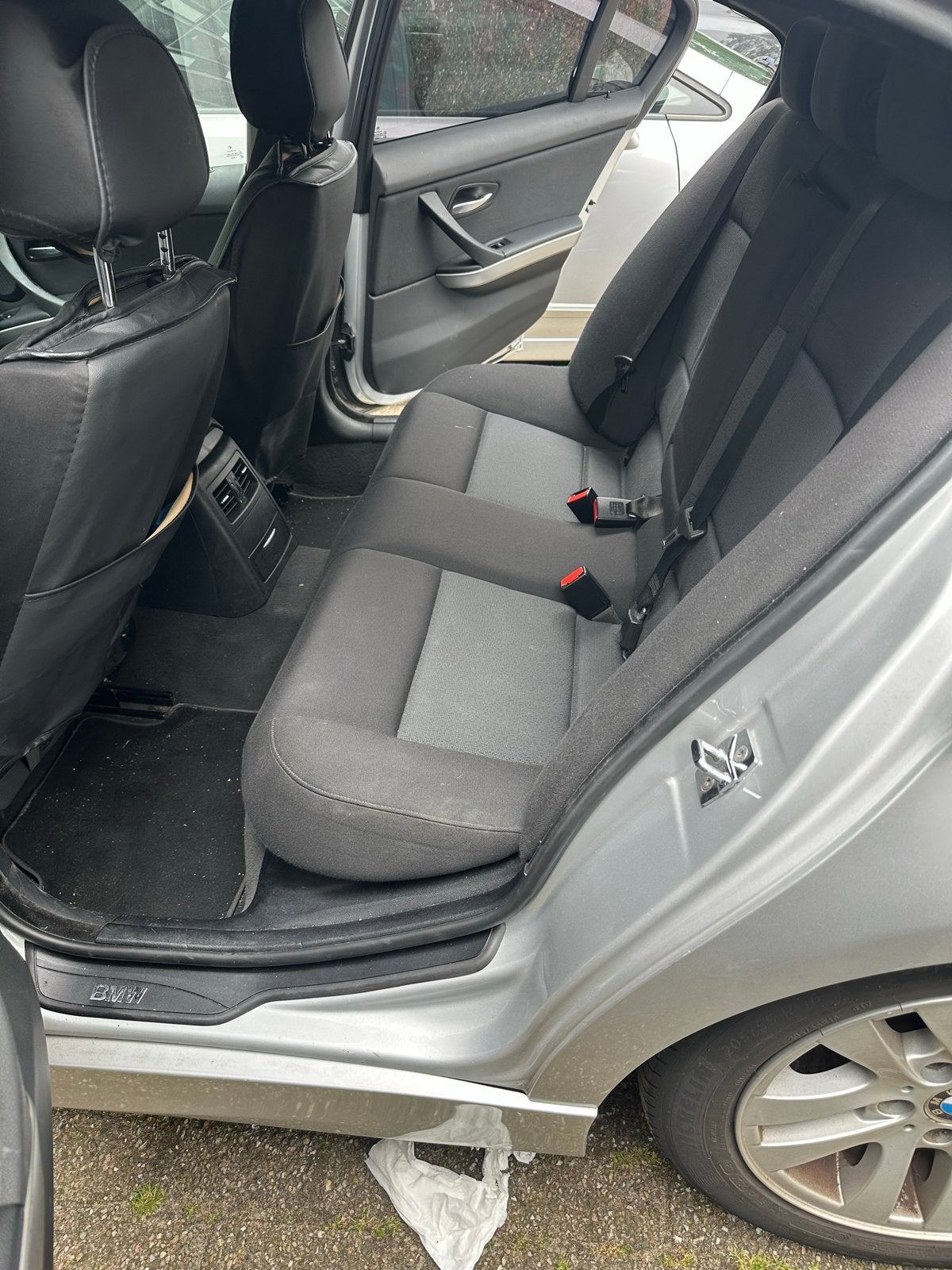 BMW 3-Serie 2.0 I 320 2008 Grijs, 1345 kg, 1995 cc, 4 cilinders, Origineel Nederlands