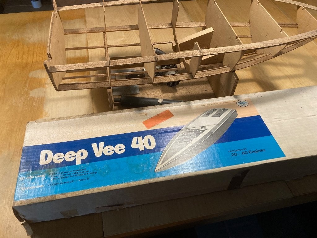 Vintage rc raceboot Deep Vee 40 bouwdoos, Ophalen of Verzenden, Gebruikt