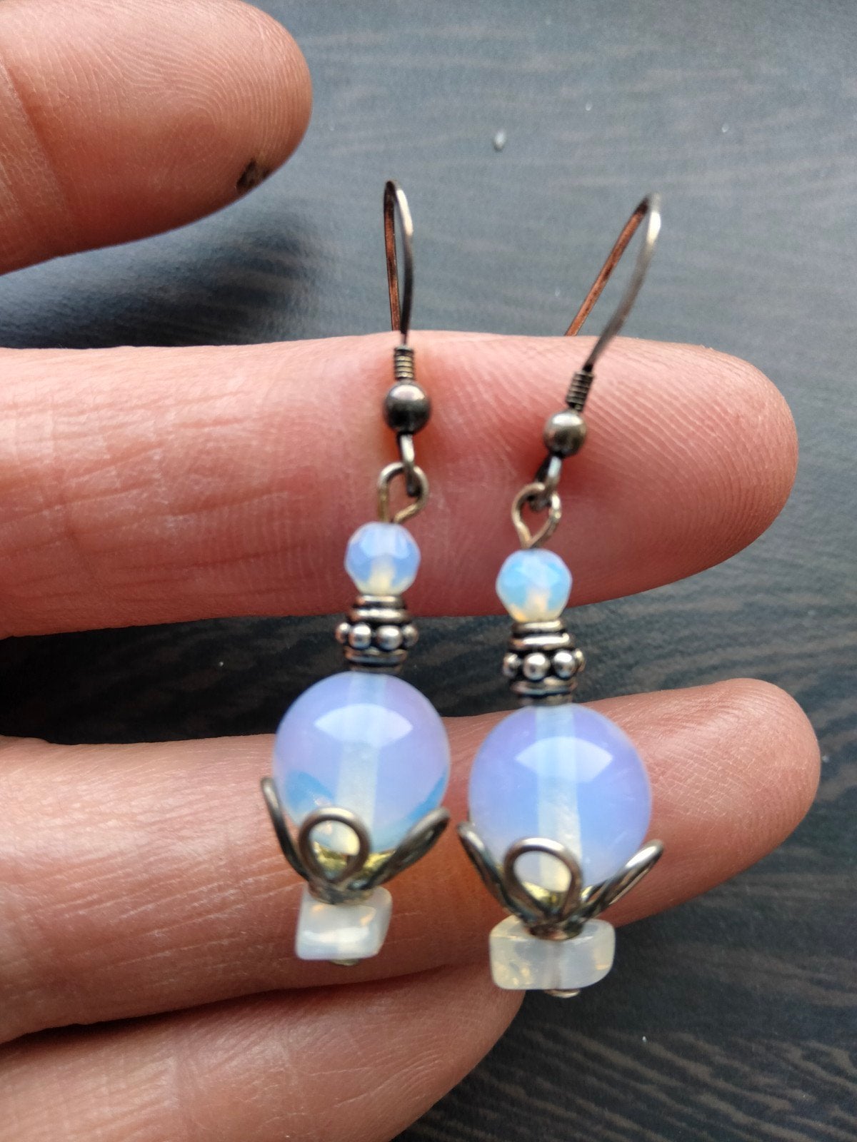 Opaliet oorbellen, Sieraden, Tassen en Uiterlijk, Oorbellen, Hangers, Wit, Nieuw, Ophalen of Verzenden
