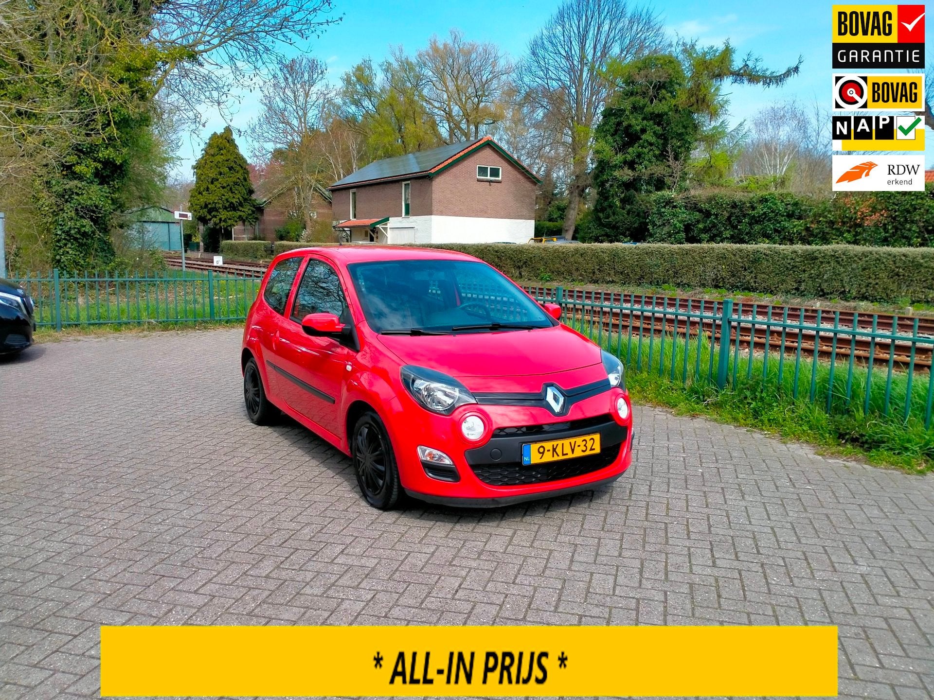 Renault Twingo 1.2 16V Collection airco ALLINPRIJS, Auto's, Voorwielaandrijving, Gebruikt, Zwart, 4 cilinders