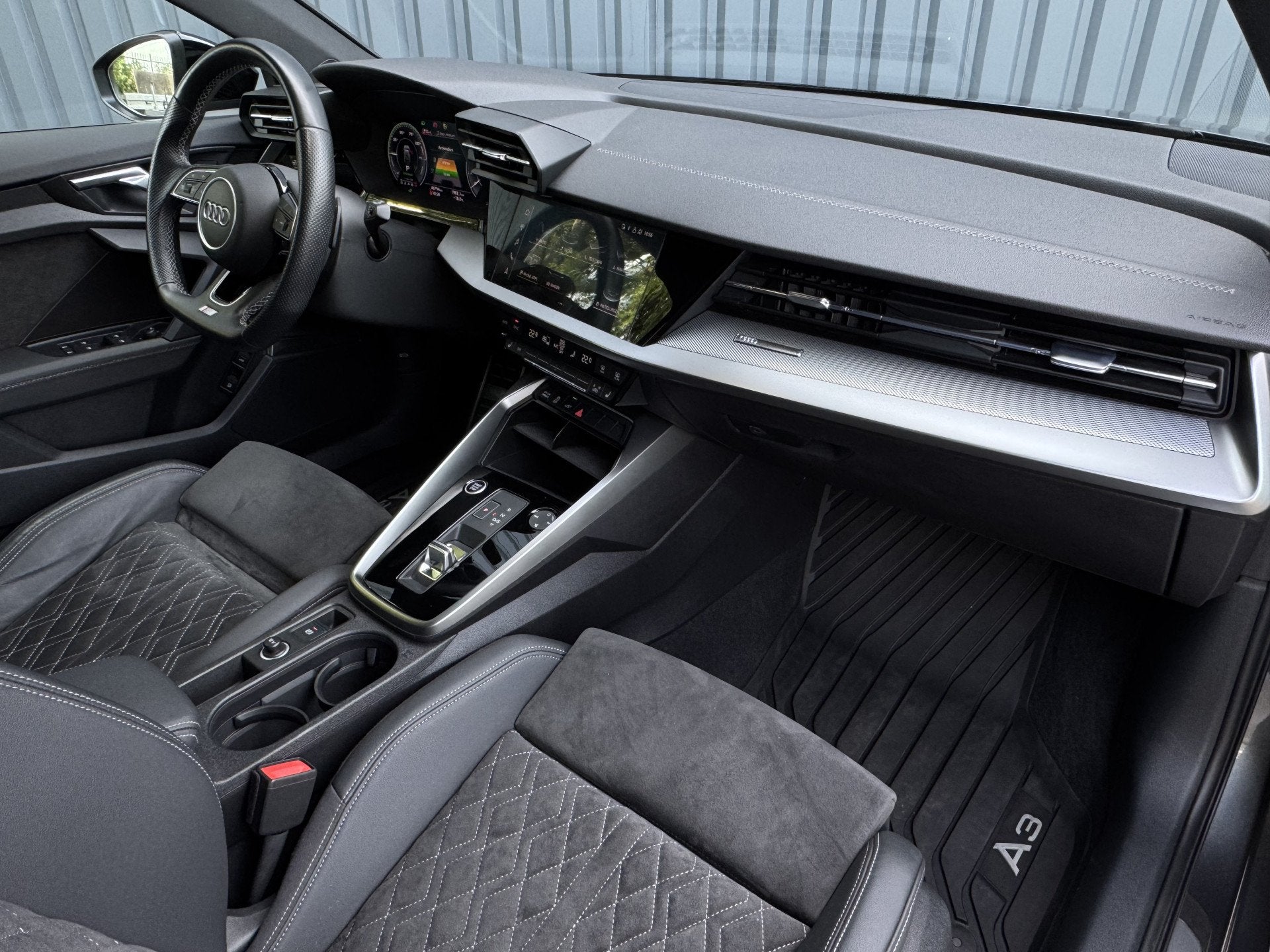 Audi A3 Sportback 40 TFSI PHEV S Line 204 pk Dealeronderhoud, Dealer onderhouden, Gebruikt, 4 cilinders, Plug-in hybride