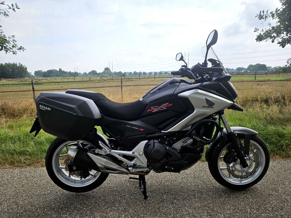 HONDA NC750X DCT 2018 2018 NAVIGATIE KOFFERS Automaat NC750, Motoren, 2 cilinders, Motorrijbewijs A, Bedrijf, Onbekend