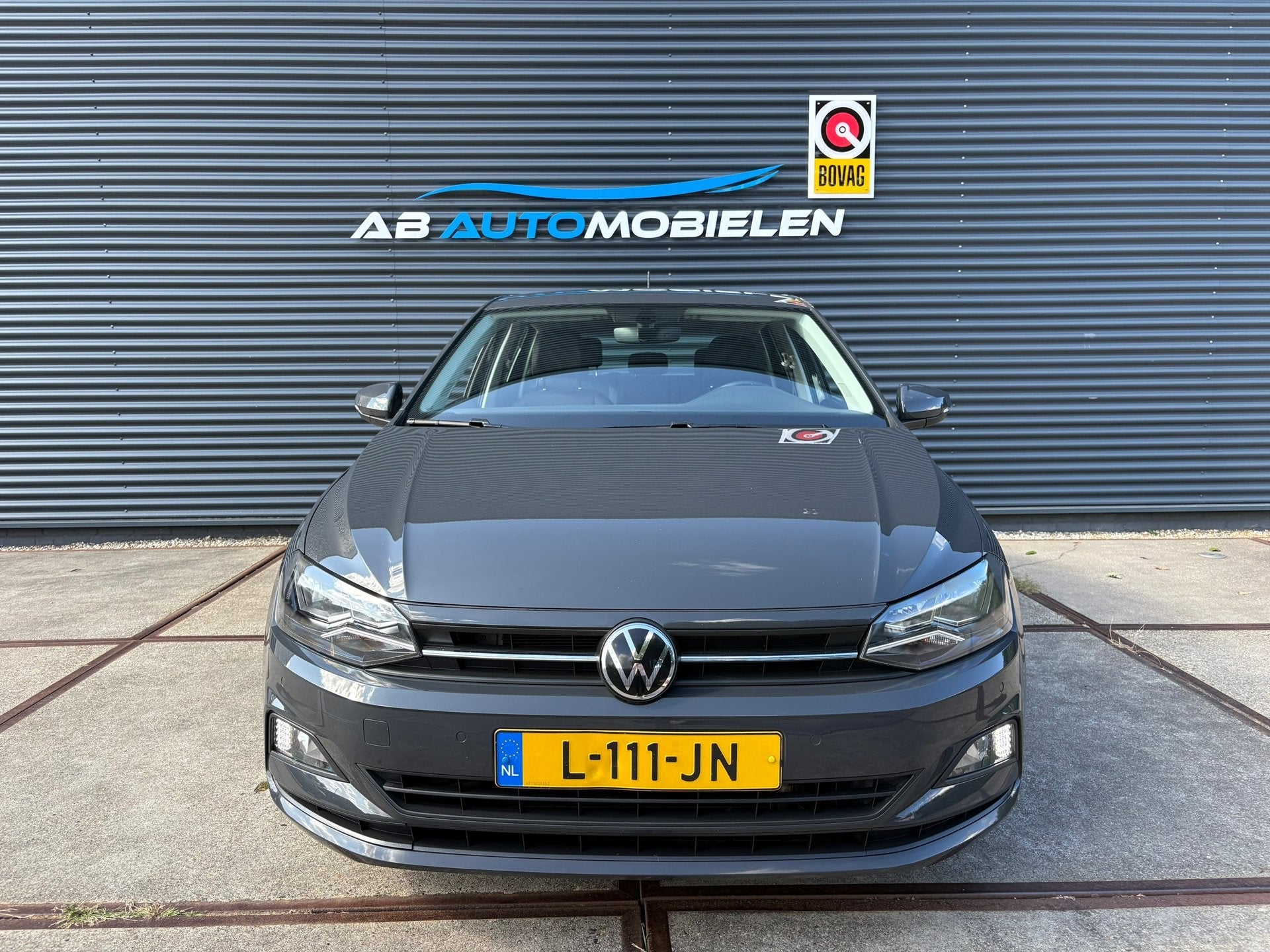 Volkswagen Polo 1.0 TSI Comfortline CARPLAY/ NAVI/ PARKEERSE, Voorwielaandrijving, Dealer onderhouden, 1063 kg, Gebruikt