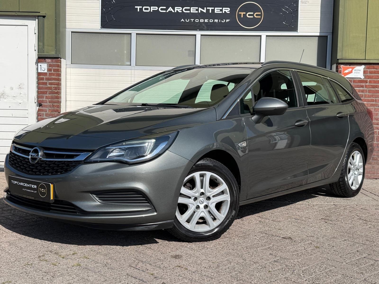 Opel Astra Sports Tourer 1.0 Busi+/AIRCO/TREKH/PARKS/APK/NAP, Auto's, Gebruikt, Euro 6, 1178 kg, 620 kg