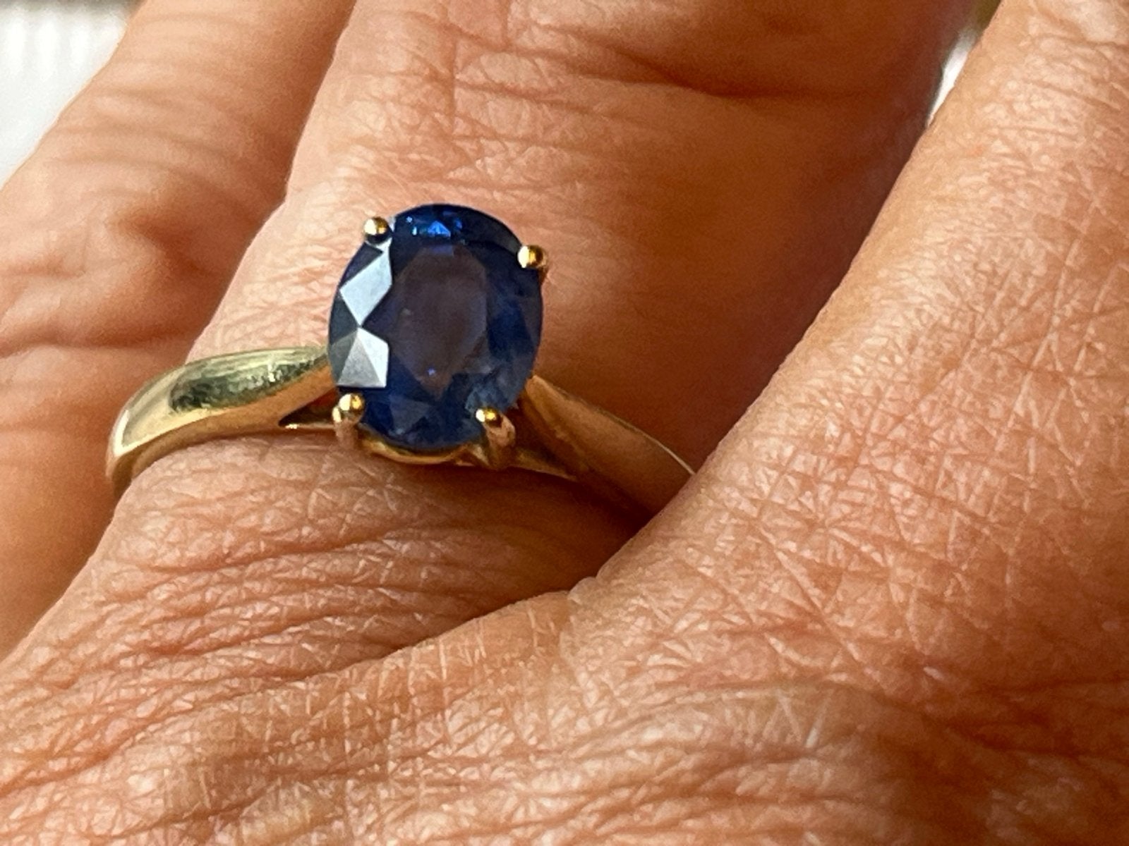 Gouden ring met natuurlijke blauwe Saffier - 14 CT, 18 tot 19, Verzenden, Zo goed als nieuw, Met edelsteen