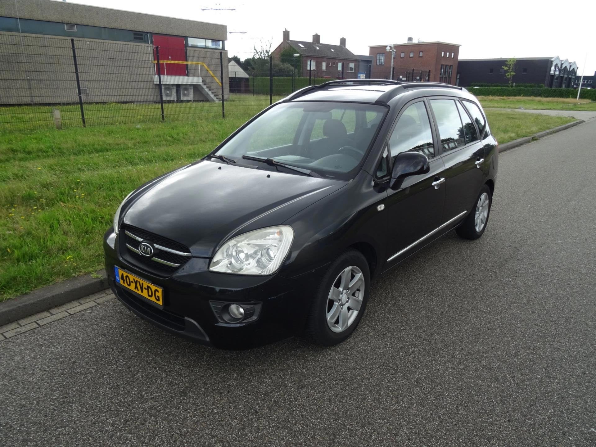 Kia Carens 2.0 CVVT X-ecutive, Voorwielaandrijving, 1998 cc, Gebruikt, 4 cilinders