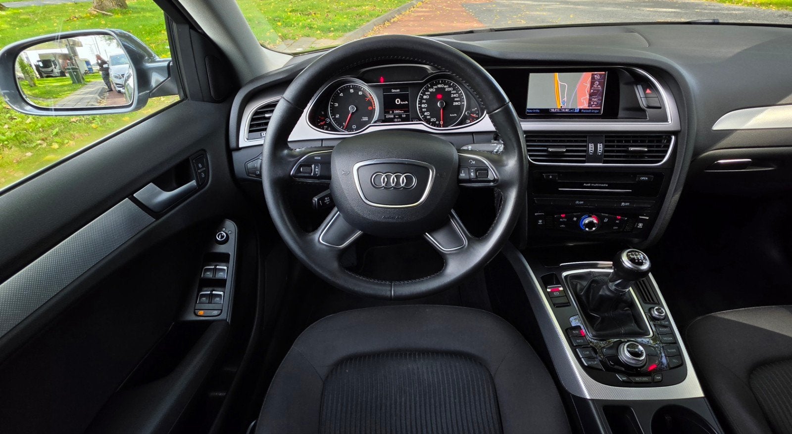 Foto 12 van Audi A4 Avant 1.8TFSI | 170 PK | NAVI | CRUISE | NW BANDEN
