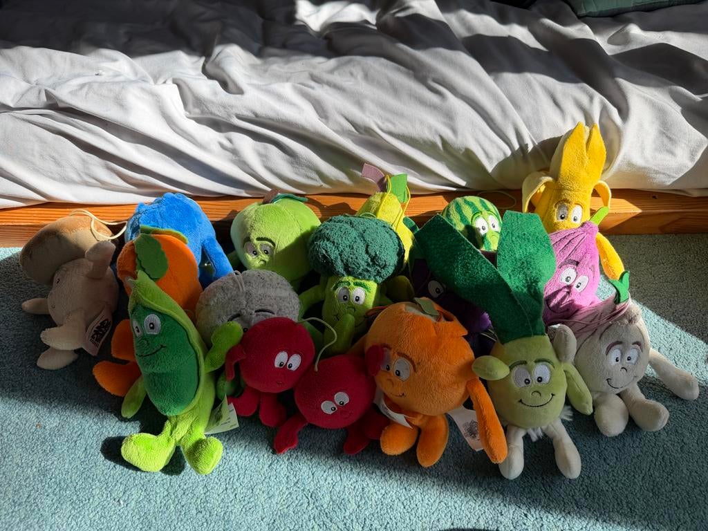 Vita Mini's knuffels - complete set van 18 stuks, Kinderen en Baby's, Speelgoed | Knuffels en Pluche, Zo goed als nieuw, Overige typen