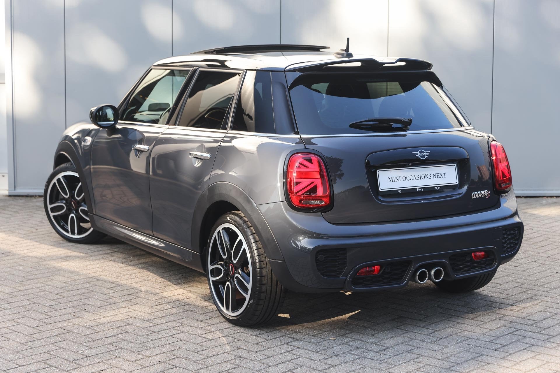 MINI Hatchback Cooper S Hammersmith Automaat / Panoramadak /, Gebruikt, 4 cilinders, Met garantie (alle), 179 pk
