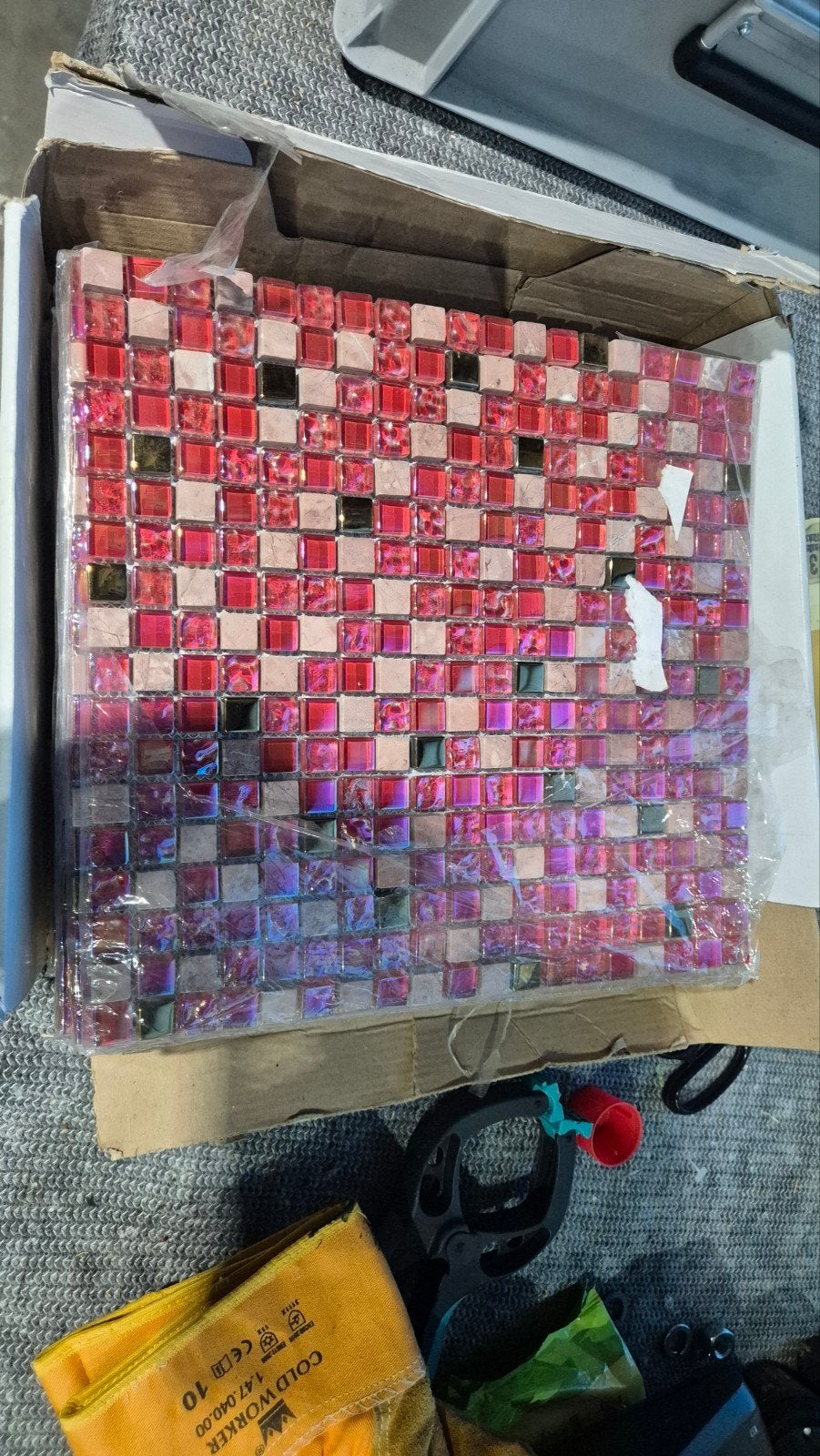 Glas mozaïek tegels, Nieuw, Ophalen of Verzenden, 20 tot 40 cm, Minder dan 5 m²