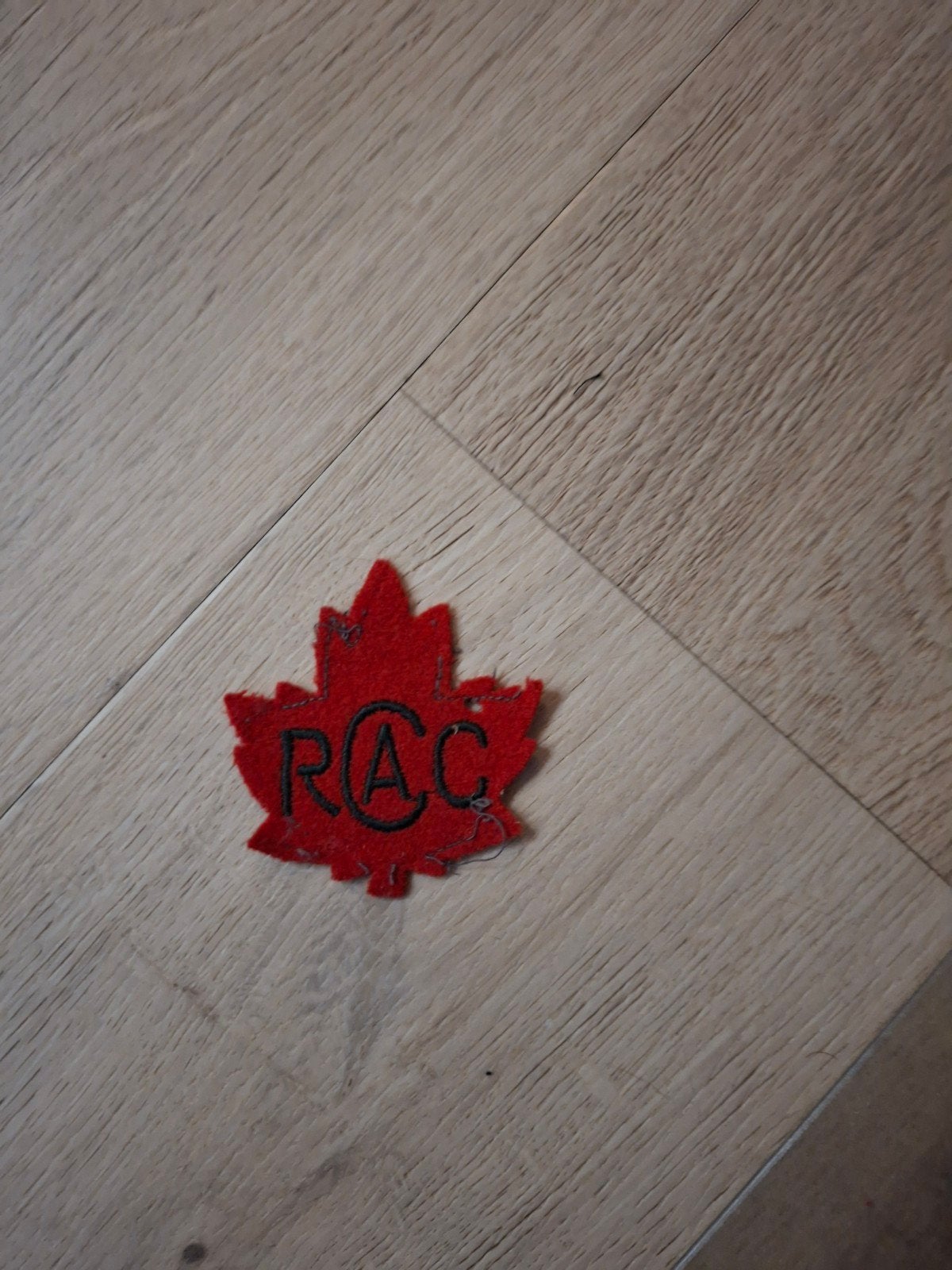 Royal Canadian Army Cadets ww2, Ophalen of Verzenden, Landmacht, Engeland, Embleem of Badge
