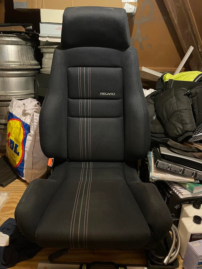Elektrische blauwe Recaro’s WOB Edition zeer nette staat!, Ophalen, Gebruikt, Audi