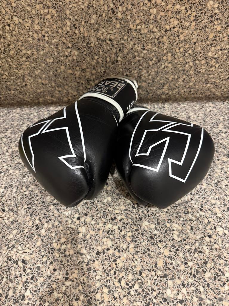 Joya Gear Bokshandschoenen 14 oz Zwart/Wit - Muay Thai/Kickb, Ophalen of Verzenden, Gebruikt, Bokshandschoenen