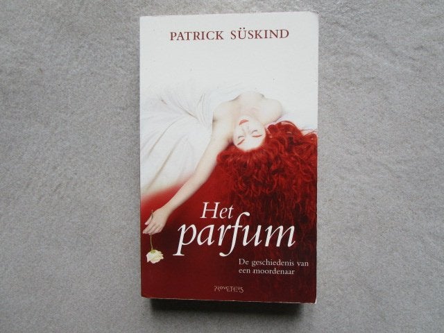 PATRICK SÜSKIND --> Het parfum, Ophalen of Verzenden, Zo goed als nieuw, Patrick Süskind
