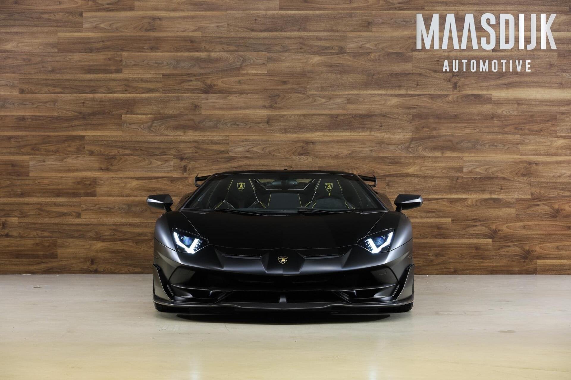 Lamborghini Aventador 6.5 V12 SVJ Roadster|Full Novitec|XPEL, Auto's, Dealer onderhouden, Gebruikt, Alcantara, Zwart