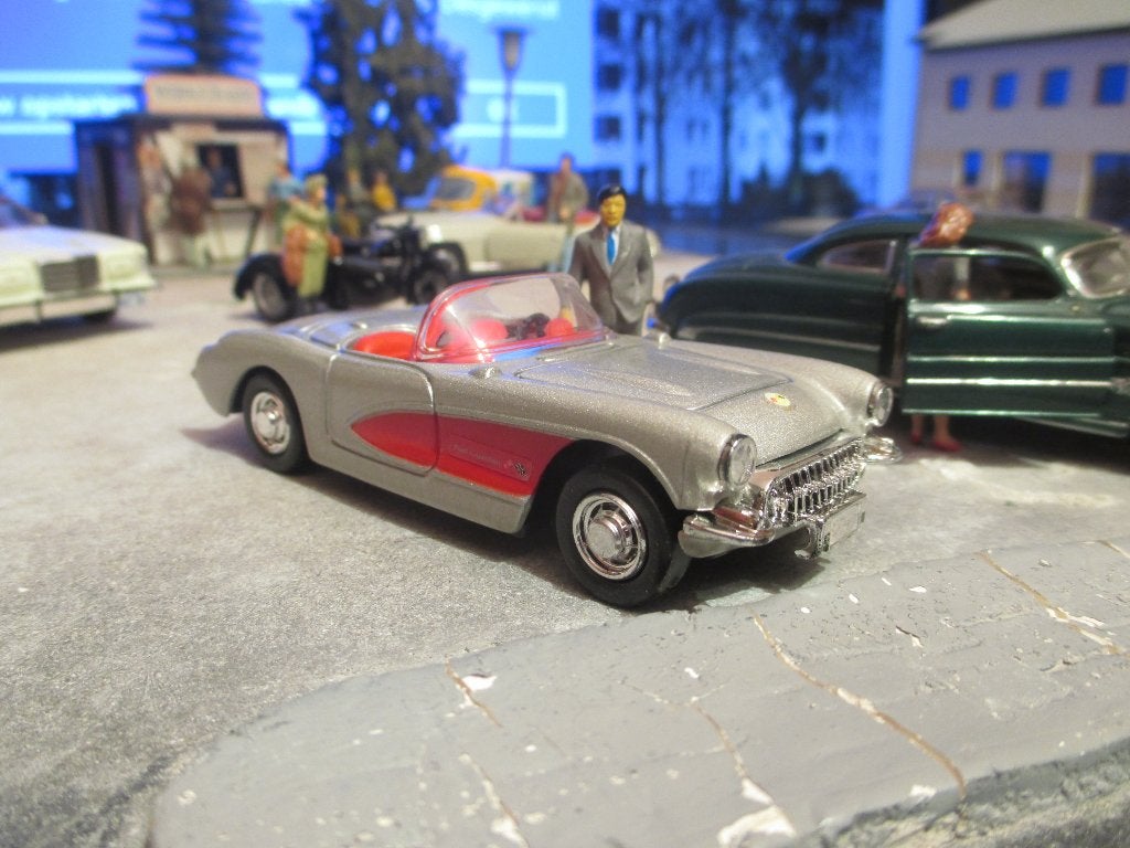 1/43 1957 Chevrolet Corvette - New Ray, Ophalen of Verzenden, Zo goed als nieuw, Auto, Overige merken