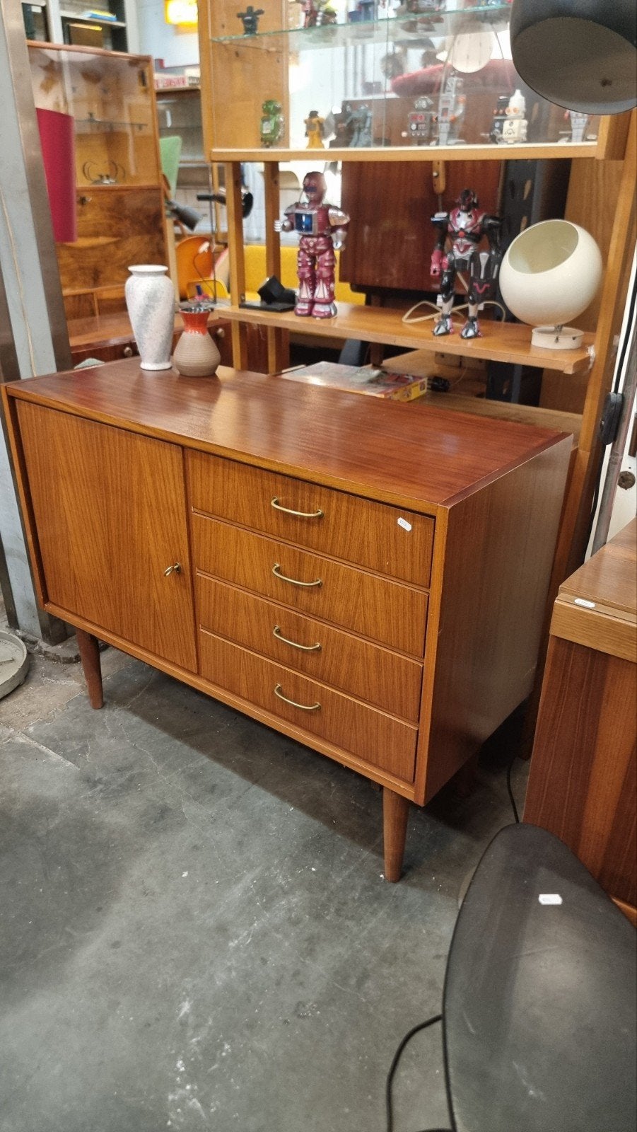 vintage dressoir met lades jaren 60 teak, ,, Ophalen of Verzenden, Zo goed als nieuw, ,