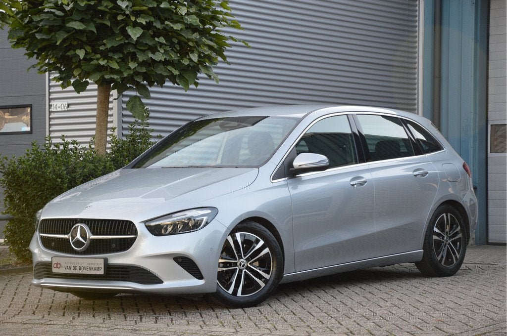 Mercedes-Benz B-Klasse 180 Business Line AUTOMAAT | LED | CA, Auto's, Mercedes-Benz, Bedrijf, Te koop, B-Klasse, ABS, Achteruitrijcamera