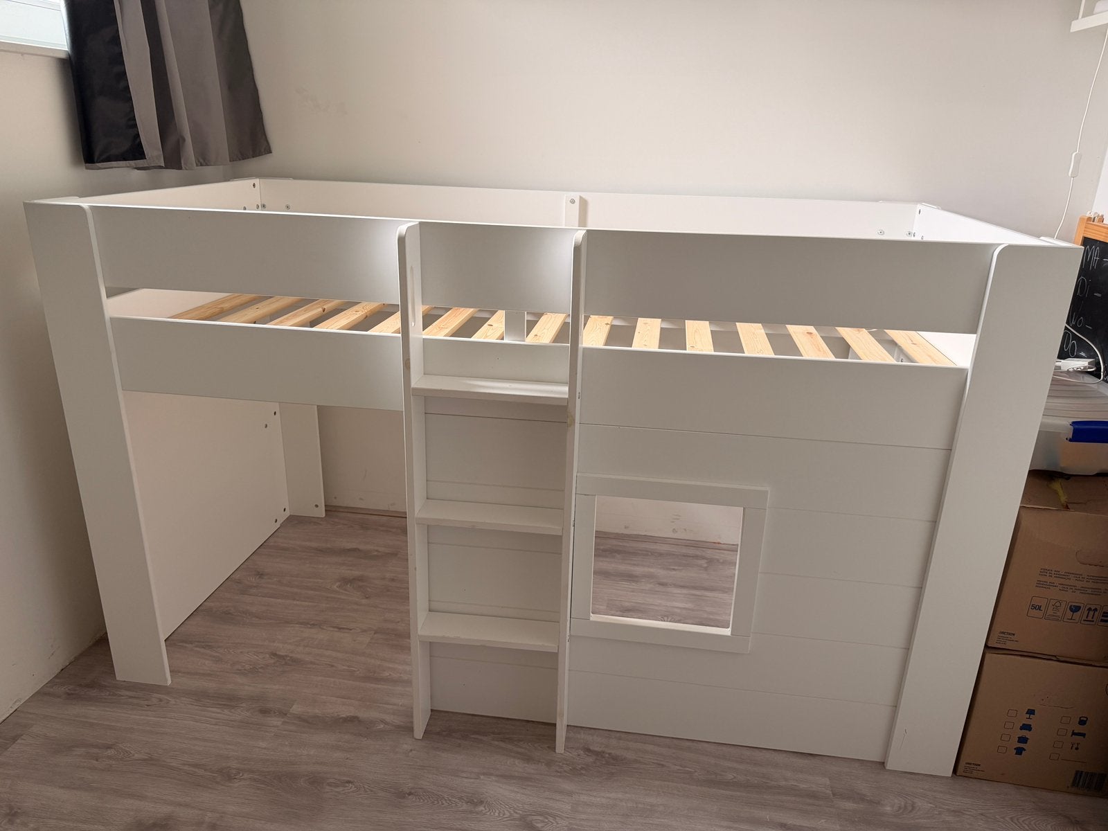 Halfhoogslaper Reno maat 90x200, Ophalen, 85 tot 100 cm, Zo goed als nieuw, Lattenbodem