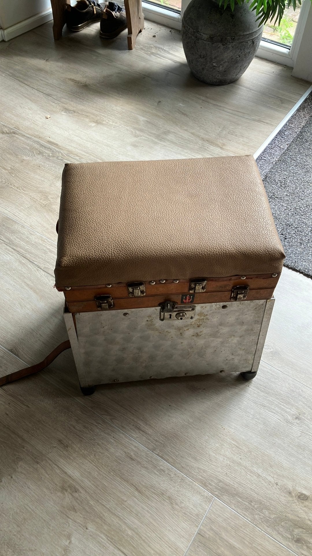 Vintage viskoffer bomvol spullen, Ophalen of Verzenden, Zo goed als nieuw, Koffer of Tas