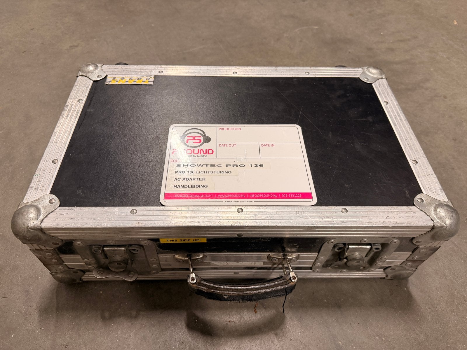 Degelijke 19 inch flightcase, lichtsturing e.d., Ophalen of Verzenden, Gebruikt, Flightcase