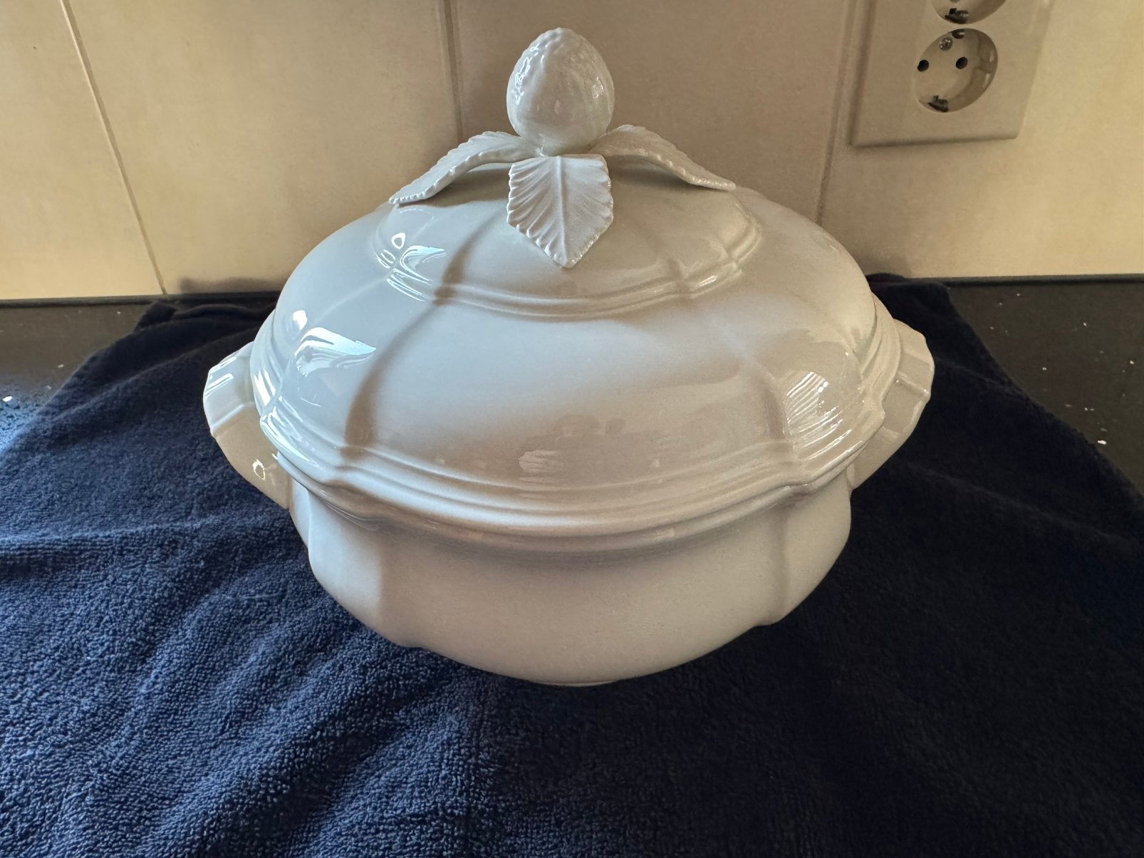 Villeroy en Boch Manoir  2 dekschalen, Antiek en Kunst, Antiek | Servies los, Ophalen