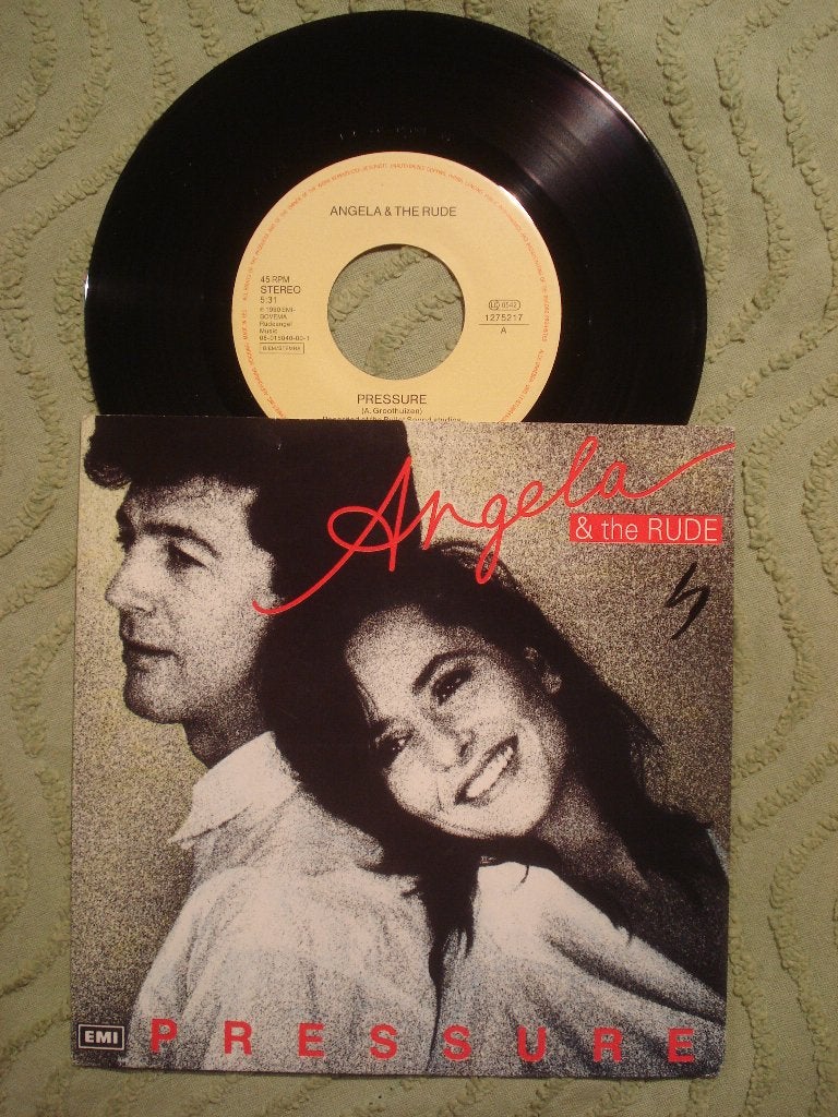 Angela & The Rude 7" Vinyl Single: ‘Pressure’ (Nederland), Ophalen of Verzenden, Gebruikt, 7 inch, Pop