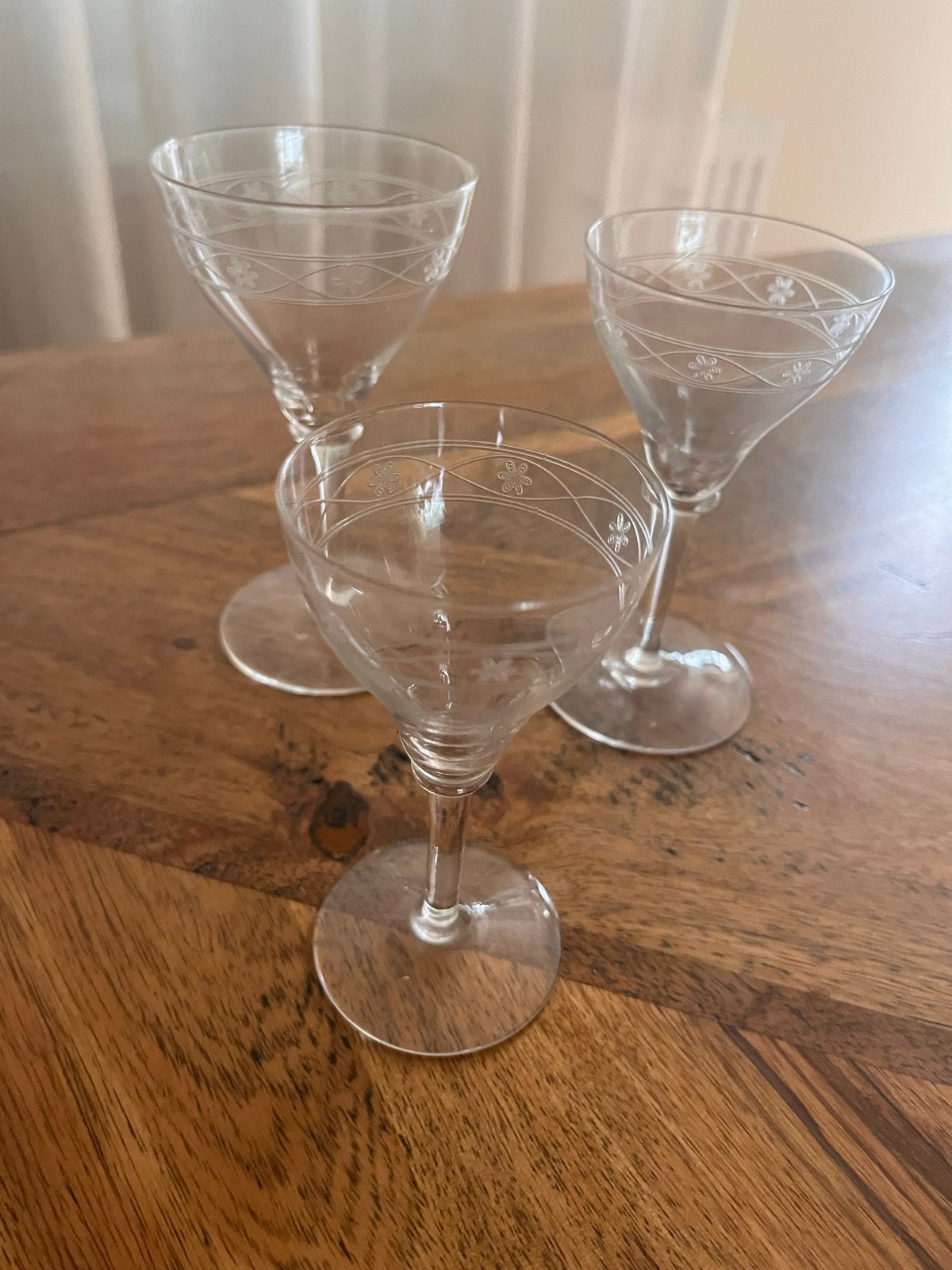 Complete set van 18 vintage likeur- of aperitiefglaasjes, Ophalen