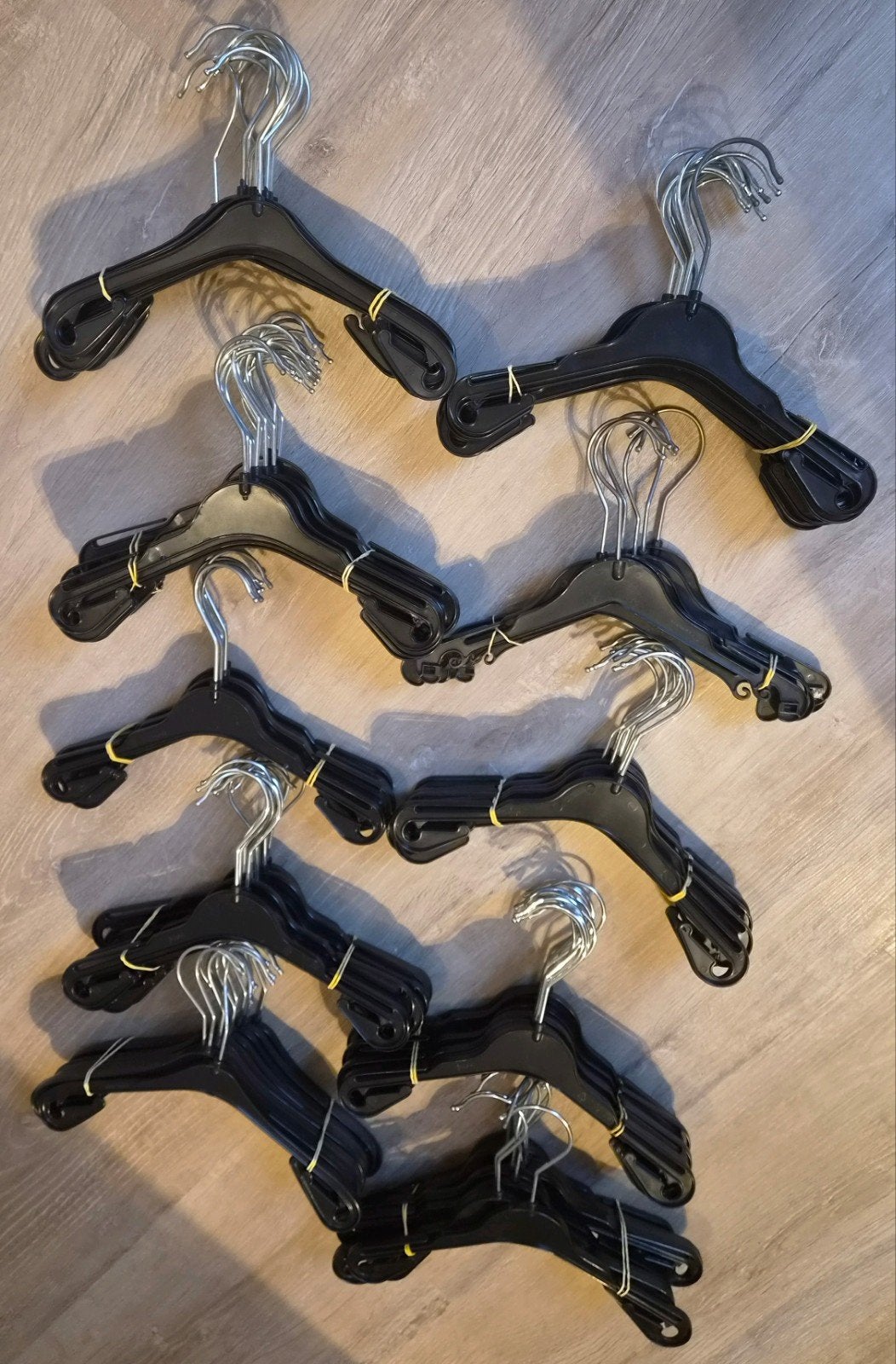 Kledinghangers baby-peuter maat 26 zwart 100 stuks, Kleding | Heren, Sokken en Kousen, Ophalen of Verzenden, Nieuw, Overige maten