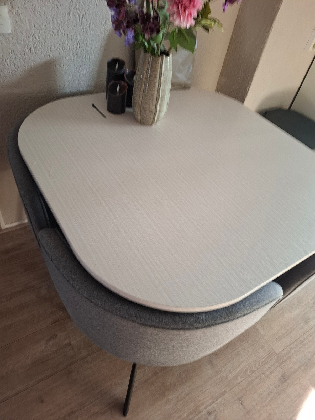 vierkante eethoek met 4 grijze stoelen, Huis en Inrichting, Ophalen, Gebruikt, Rechthoekig, 50 tot 100 cm
