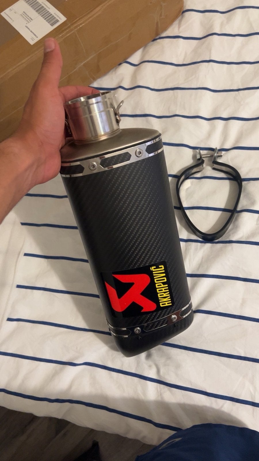 Akrapovic uitlaatdemper - Carbon look tracer 7 2021/2024, Ophalen, Nieuw